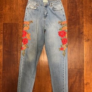 super cute blue jeans with embroidery